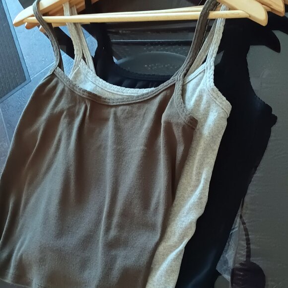 Bundle Lot of 3 Cotton Micro-rib Tank Tops in Black, Grey, Olive in Size Medium - Picture 2 of 7